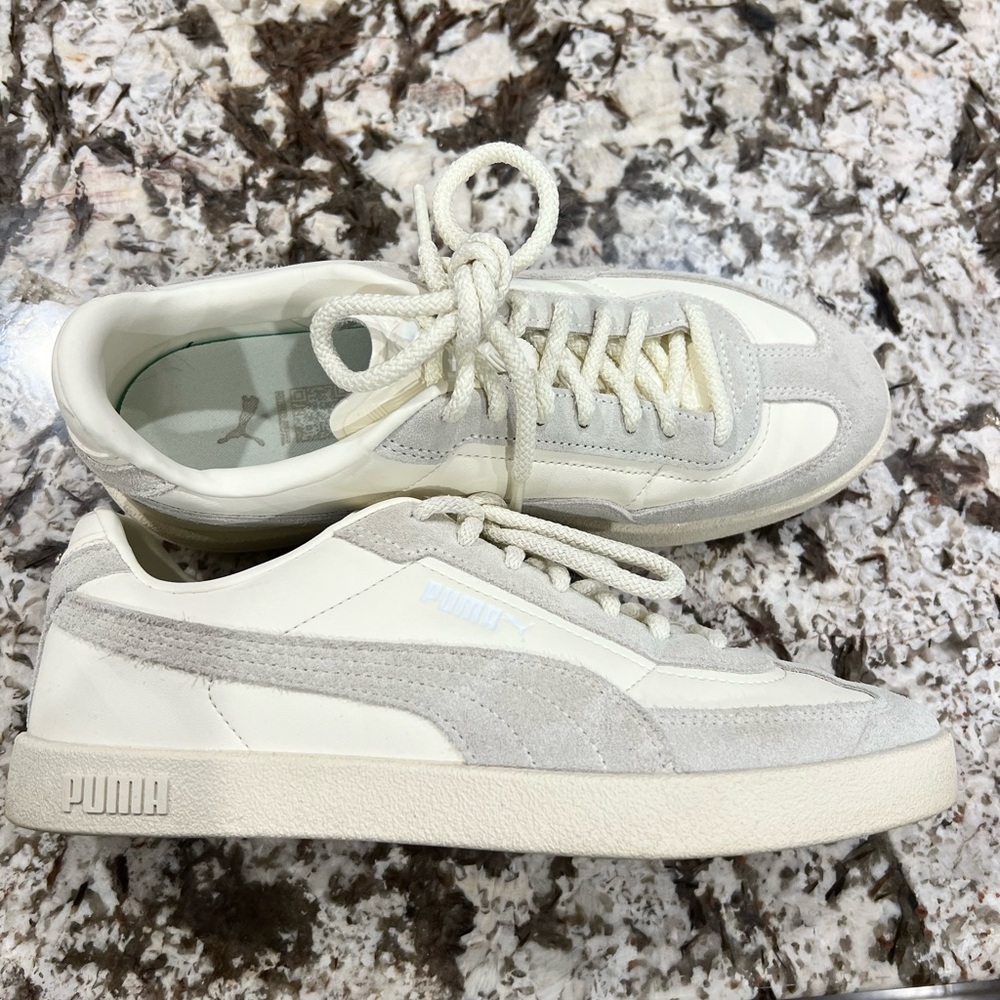 Puma Classic White and tan Sneakers